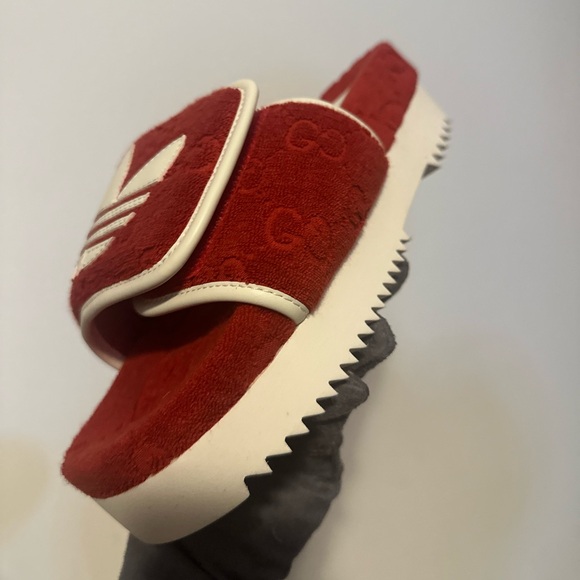 AUTHENTIC GUCCI x ADIDAS SLIDE - Picture 4 of 10